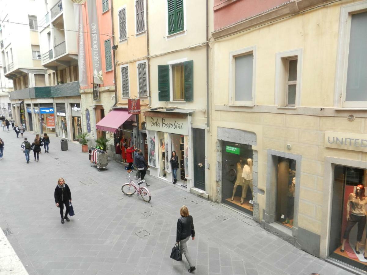 Central Guesthouse La Spezia Bagian luar foto